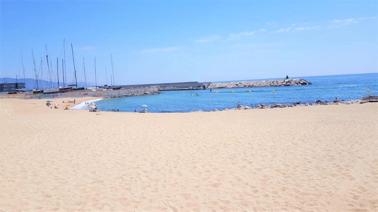 Alexandra'S Beach-Port Бадалона Экстерьер фото